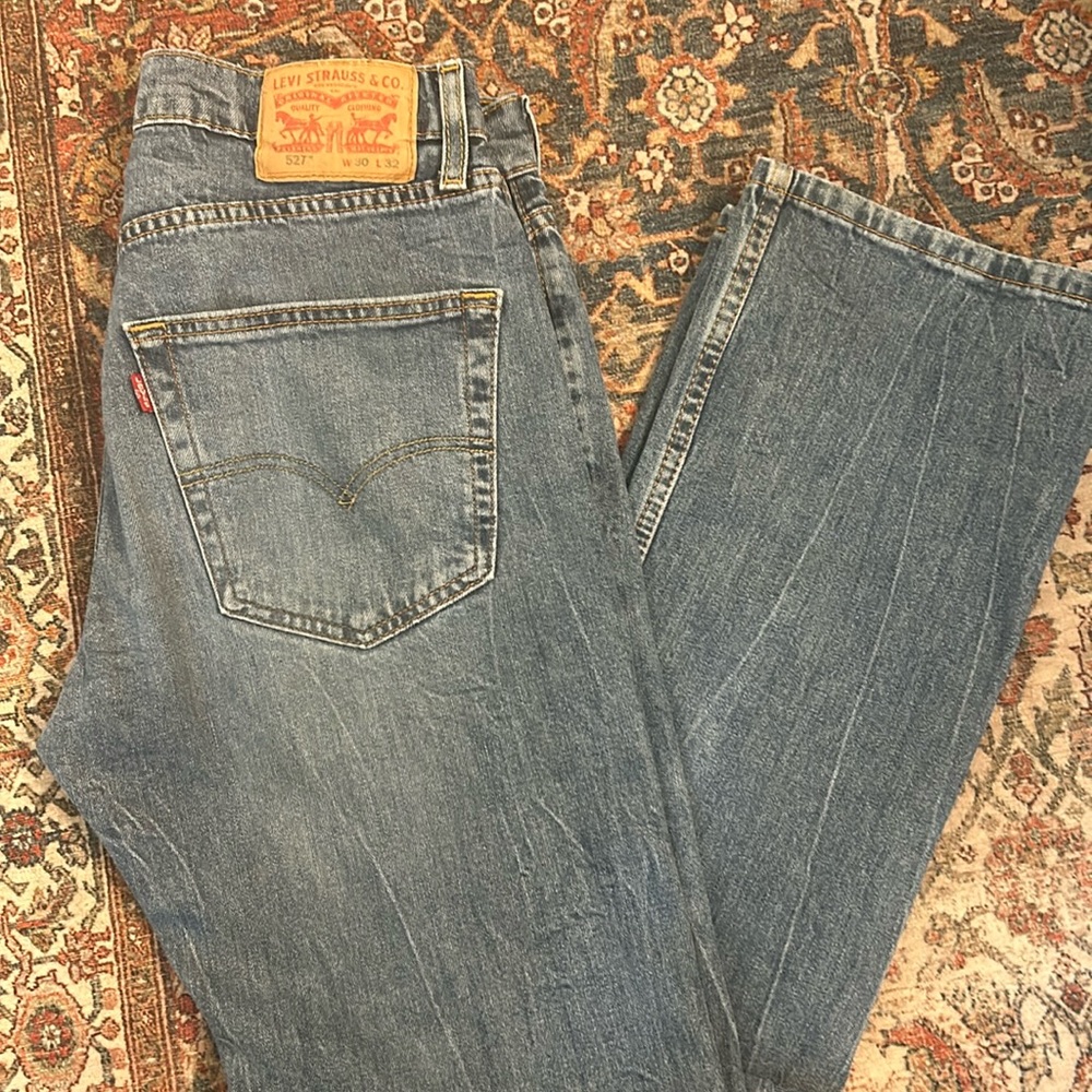 Levi’s 527 straight leg jeans. 30w 32L